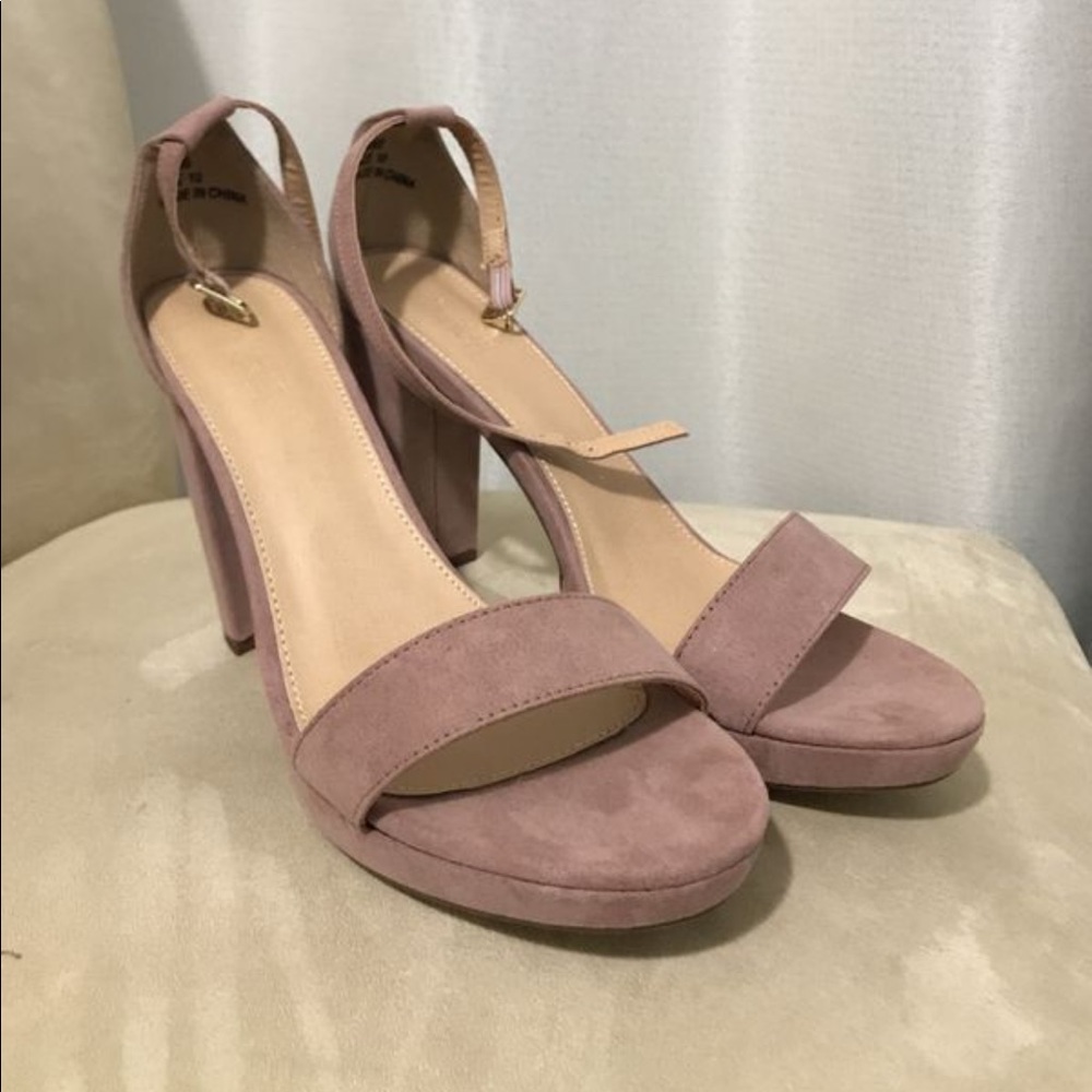 3/ $25 Heels